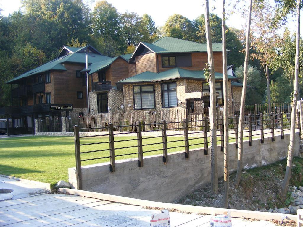 Hotel Hillden Lodge&Restaurant Drumu Carului Exterior foto